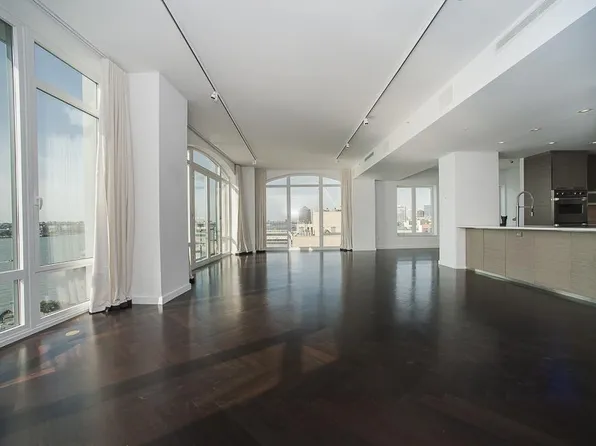 400 West 12th Street image 1 of 10