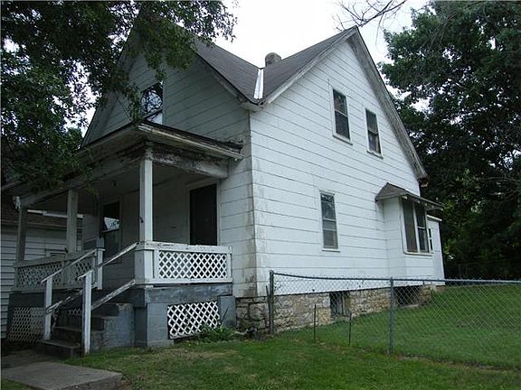 3rd image of 201 N Thorpe St