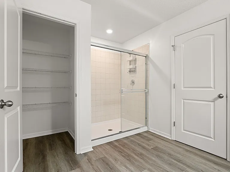12124 Lake Blvd — Photo 22