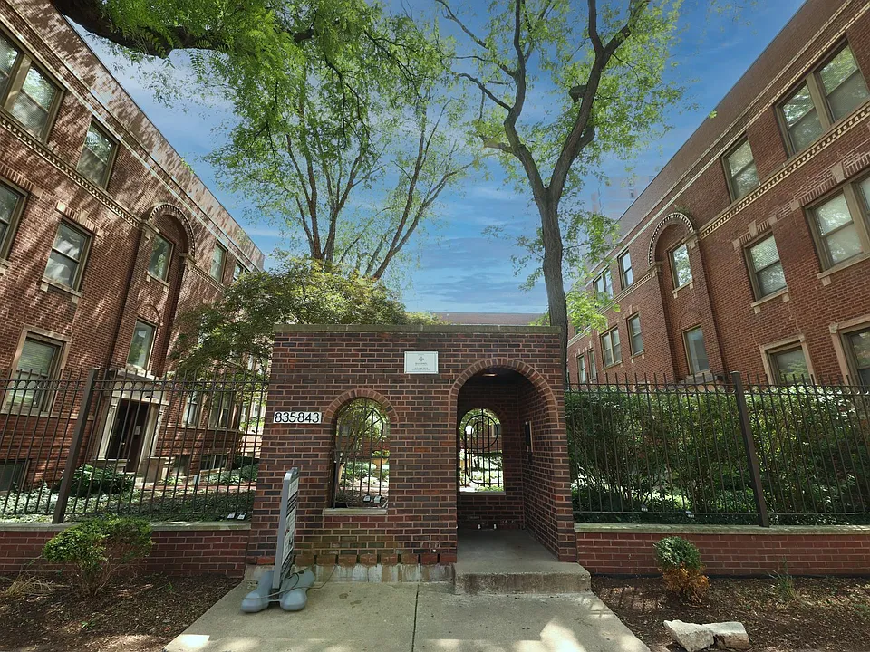 Barry Quad