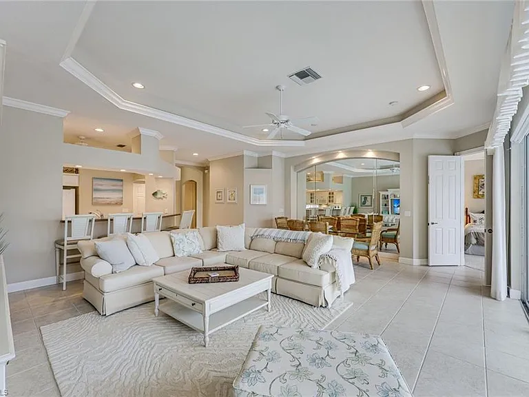 14734 Glen Eden Dr — Photo 6