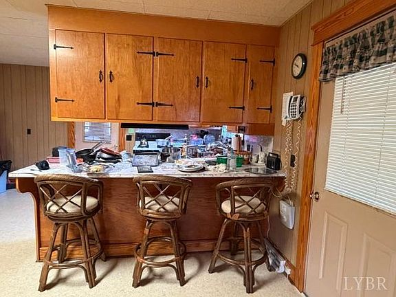 5th image of 439 Midgett Farm Rd