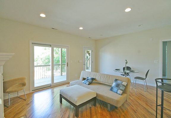 3rd image of 1620 W Estes Ave APT 2N