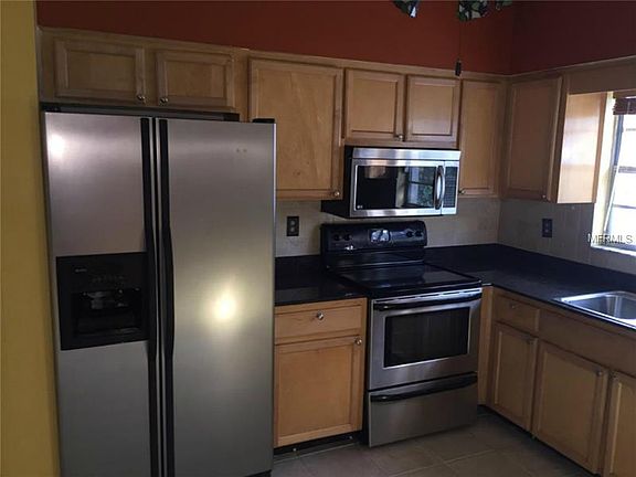 4th image of 11729 Wesson Cir E