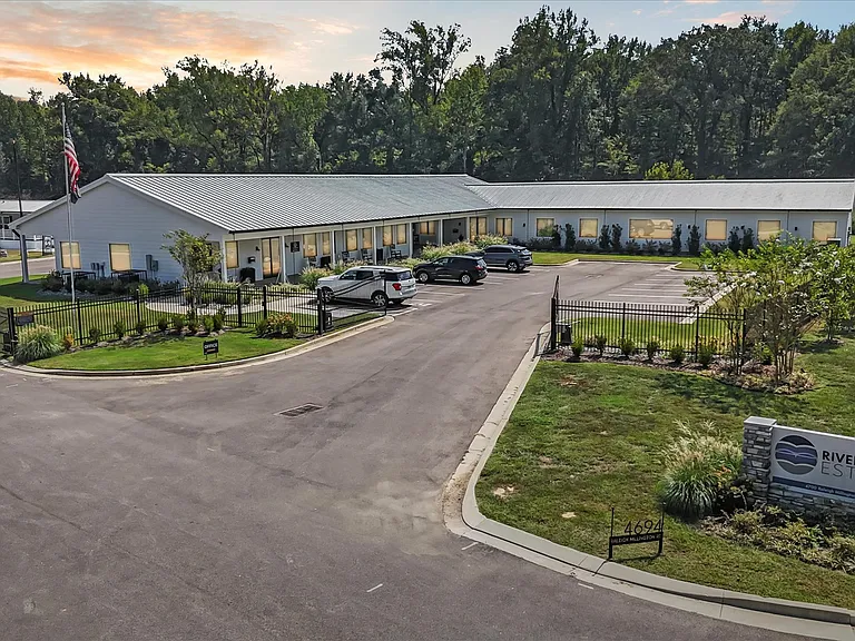 River Bluff Estates — Photo 32