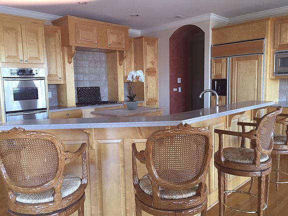 Breakfast Bar