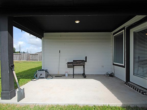 4th image of 7634 Ramsgate Cliff Ln