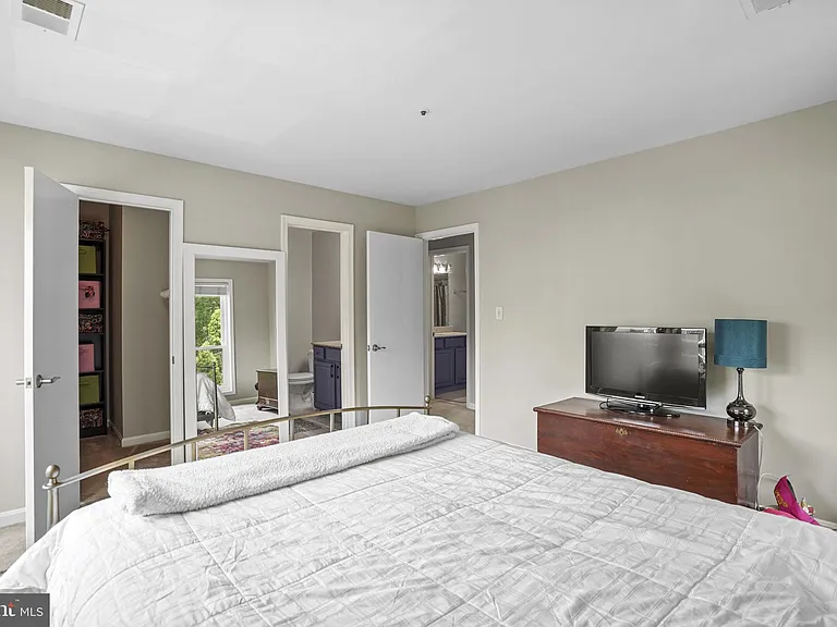 3178 Summit Square Dr #3-D2 — Photo 16