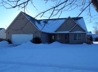 6557 Sonoma Rd, Rockford, IL 61114