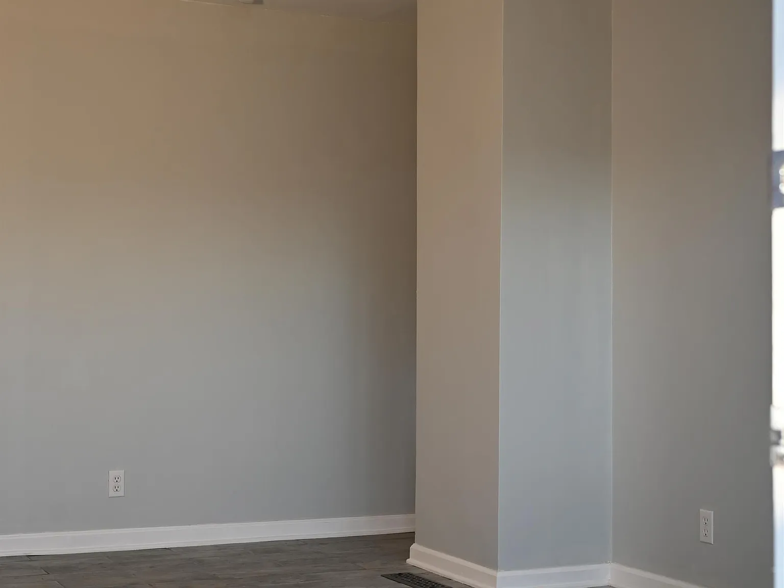 Duplex 06 - 1029-A & 1029-B Mckee - Unit12 — Photo 3