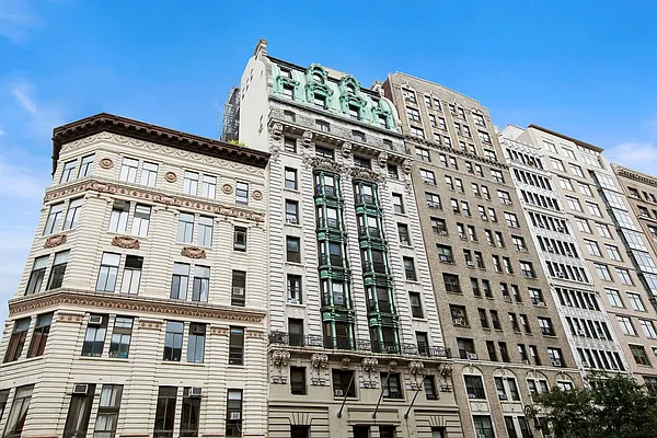Rented by Douglas Elliman | media 8