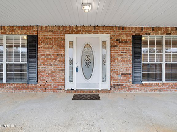 4th image of 10276 Lake Forest Dr