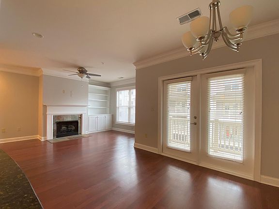 Breakfast Area & Keeping Room