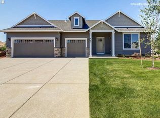 449 SE Arbor St, Sublimity, OR 97385