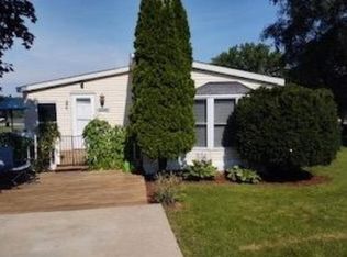 5164 Rockberry Rd, Loves Park, IL 61111