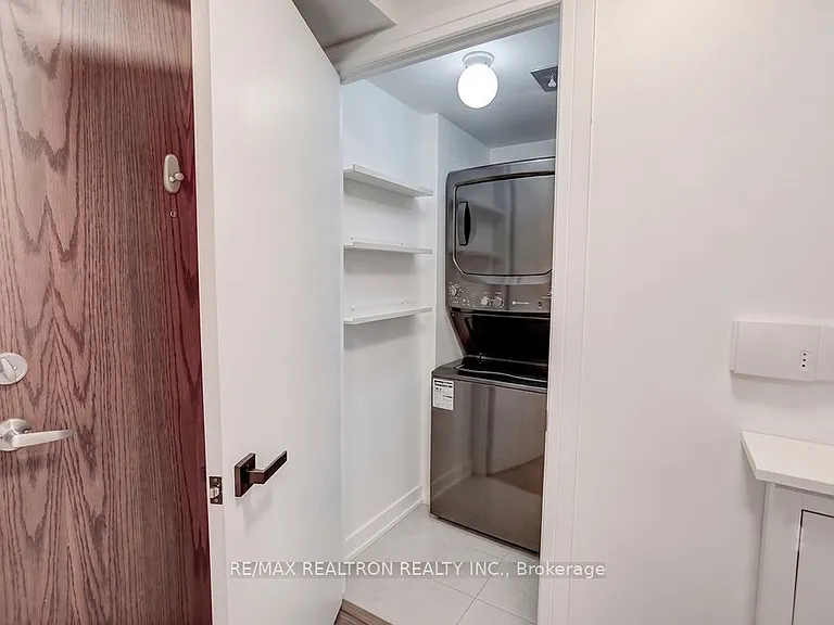 16 Harrison Garden Blvd #2407 — Photo 15