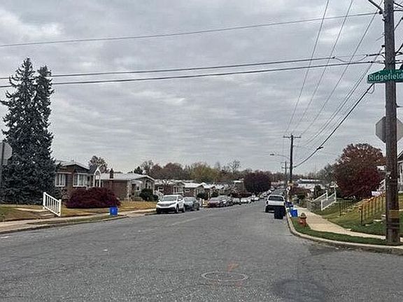 4th image of 166 Ridgefield Rd