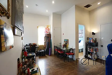 Rented by Rennit Inc.