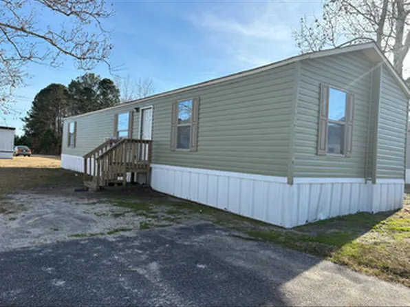 62 Anthy Dr #16, Lumberton, NC 28360