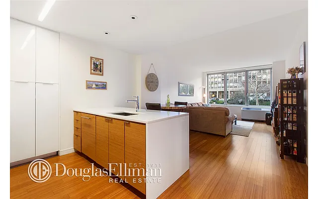 Rented by Douglas Elliman | media 36