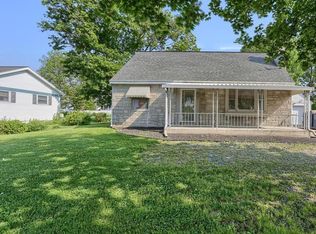 823 W Main St, New Holland, PA 17557