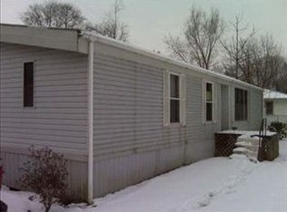 18615 S River Rd, Three Rivers, MI 49093