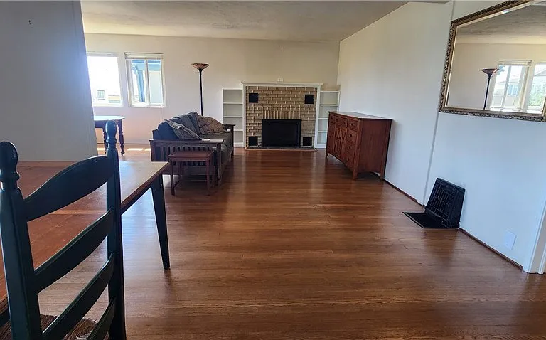 265 Chatham Ln — Photo 12