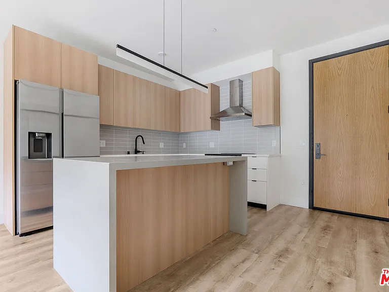 5657 Virginia Ave #202 — Photo 4