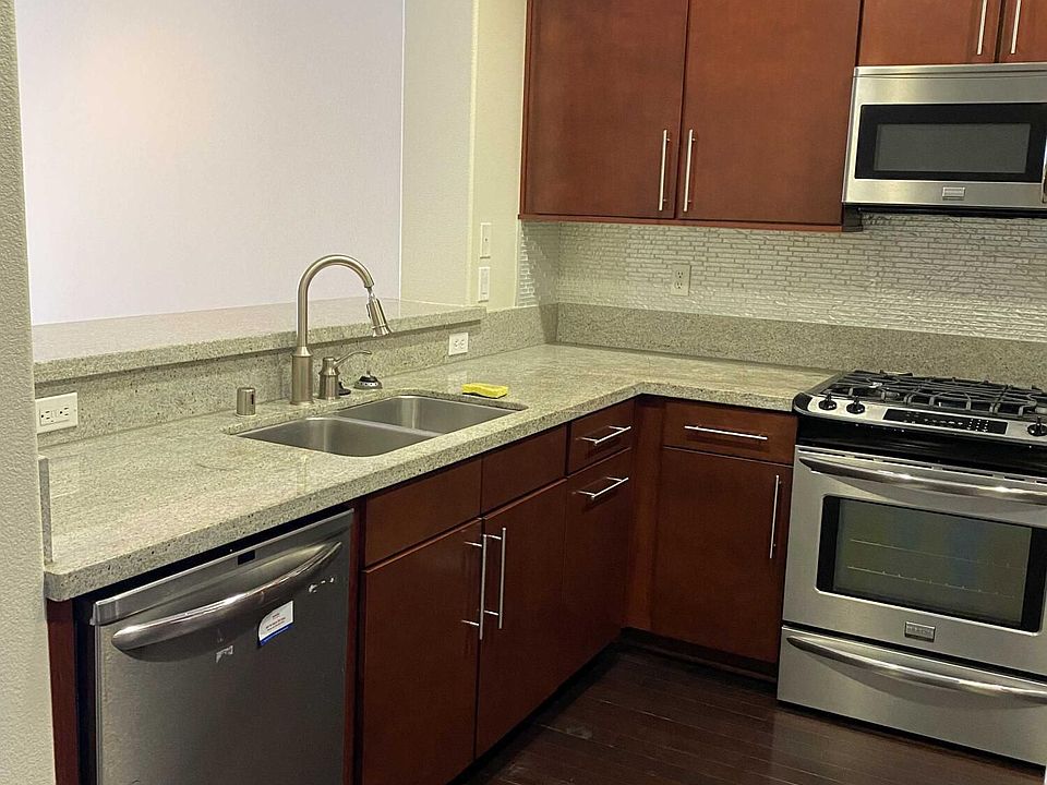 1st image of 14412 Killion St Unit 209