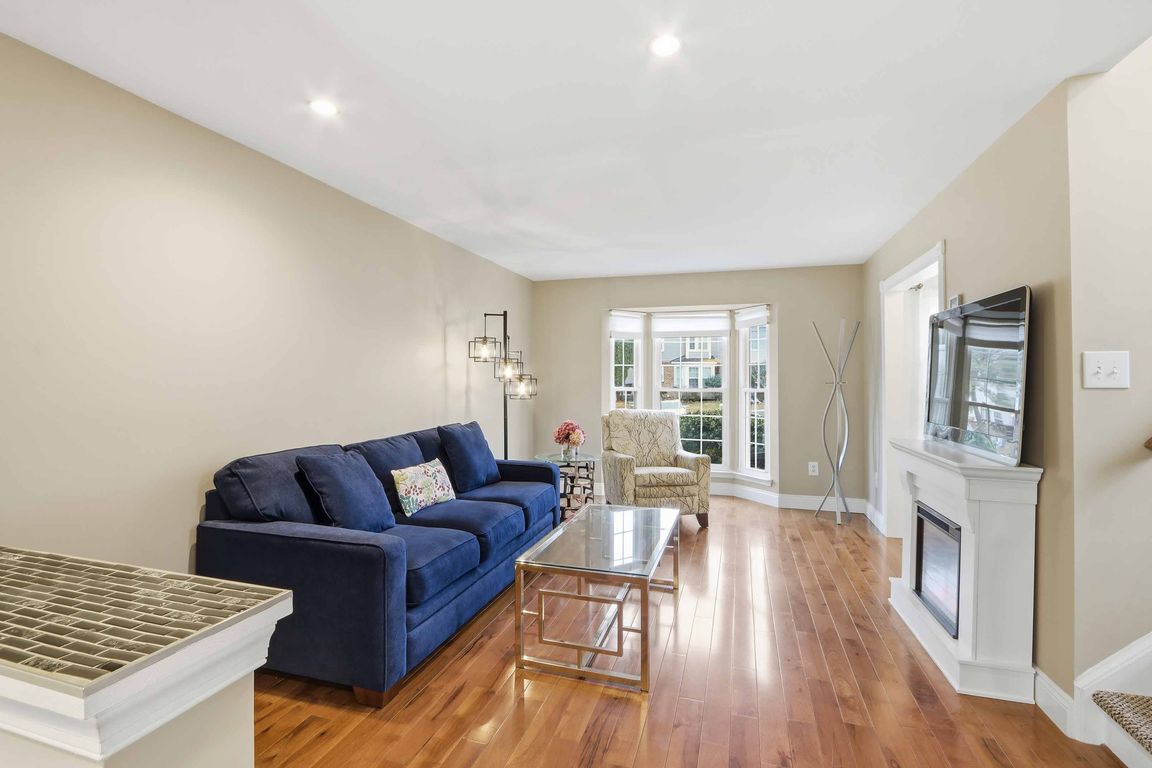 next background image