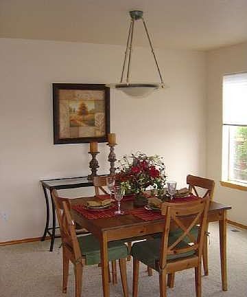 3rd image of 1520 25th Street Pl SE