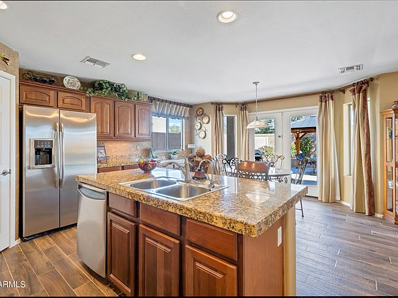 3rd image of 6521 S 43rd Drive