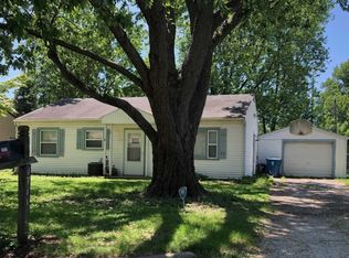 1711 Princeton Dr, Champaign, IL 61821