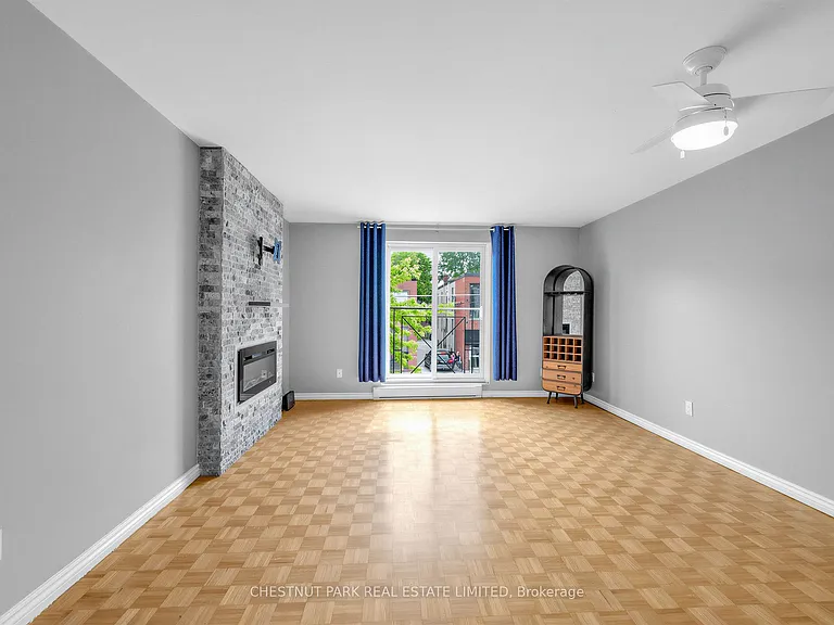 880 Broadview Ave #3 — Photo 9