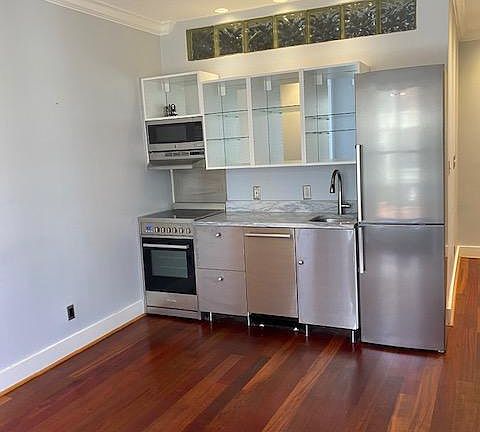 Living Room/Kitchen