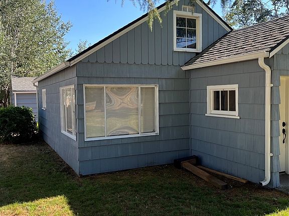2nd image of 614 161st Street S