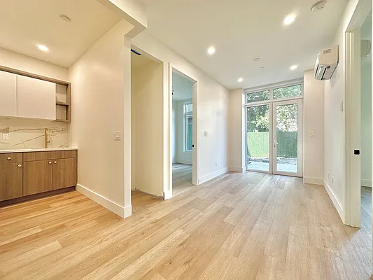 Rented by Elmord Management LLC | media 20