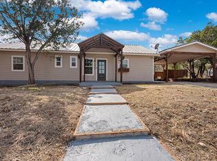 220 Timber Oak Rd S, Kerrville, TX 78028