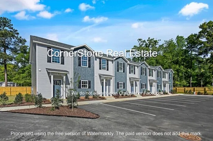 3 bed, 2.5 bath, 1250 sqft, $1,450 — Photo 2