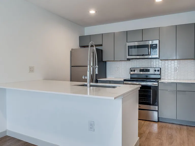 Royal Palms - Updated units on Gaston Ave | Close to Lakewood Shopping Center! — Photo 16