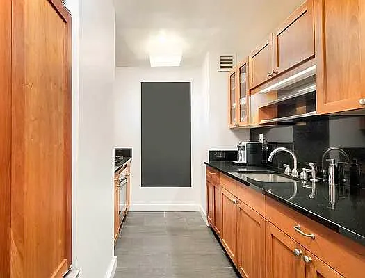 Rented by Corcoran | media 14