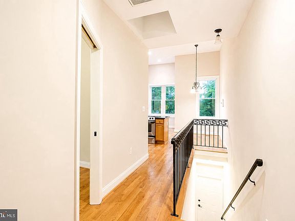 2nd image of 1911 8th St NW