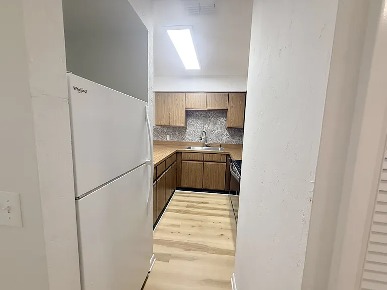 3815 Osprey Cir #D — Photo 8