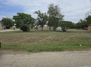 209 E 3RD LOT S1600, Rockdale, TX 76567