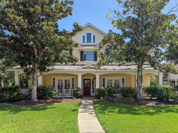 1626 Old Orchard Ln, Seabrook, TX 77586