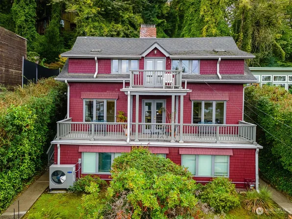 2543 Boyer Avenue E, Seattle, WA 98102