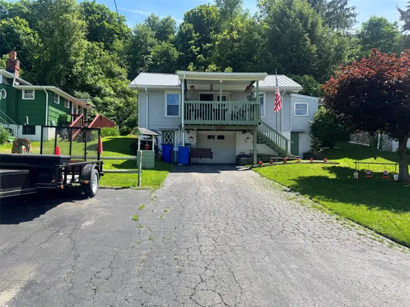 23073 Mallard Ln, Cochranton, PA 16314
