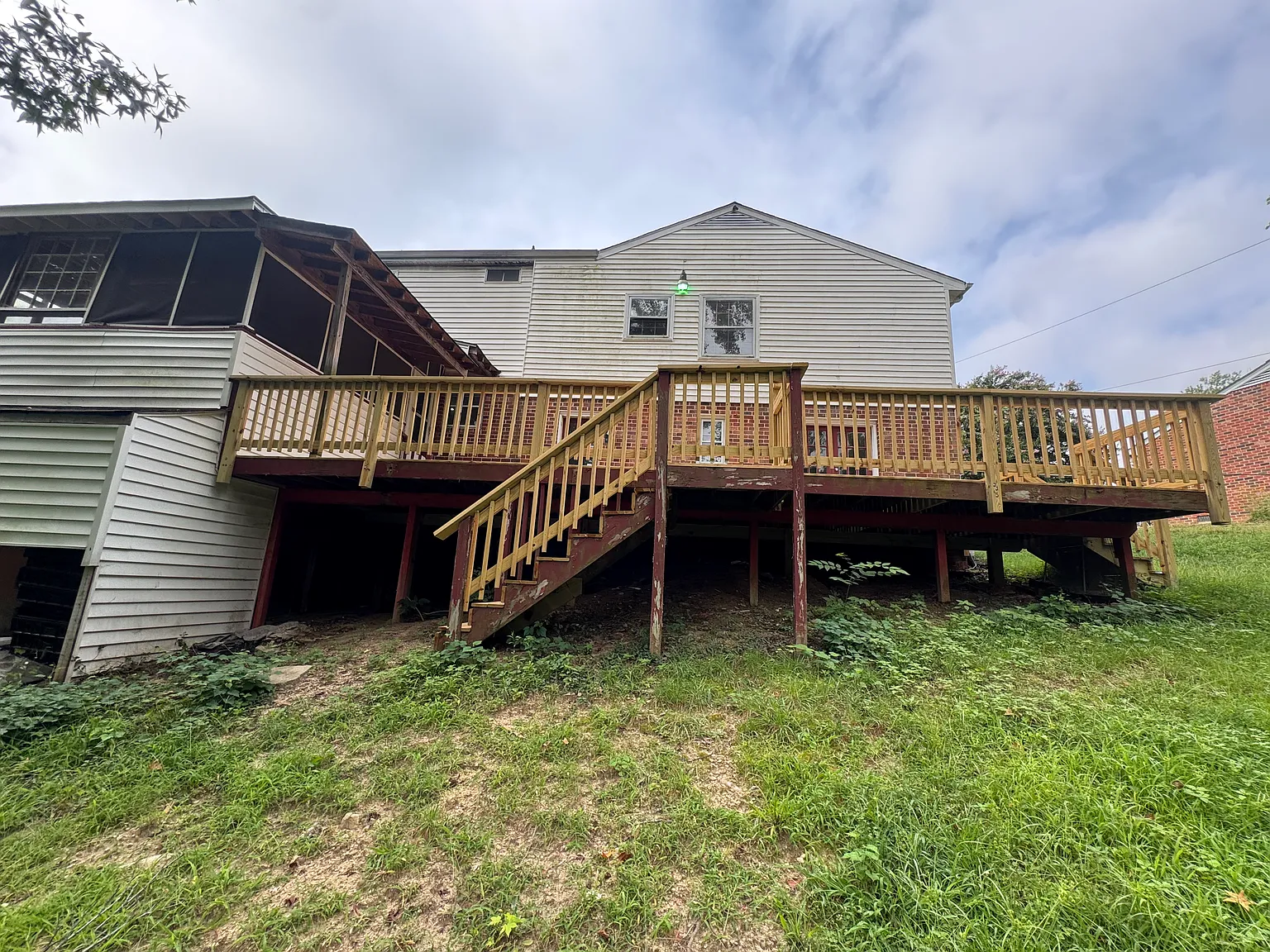 4 bed, 2478 sqft, $2,650 — Photo 3