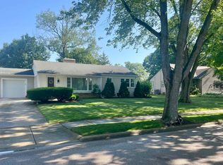 3118 Pelham Rd, Rockford, IL 61107