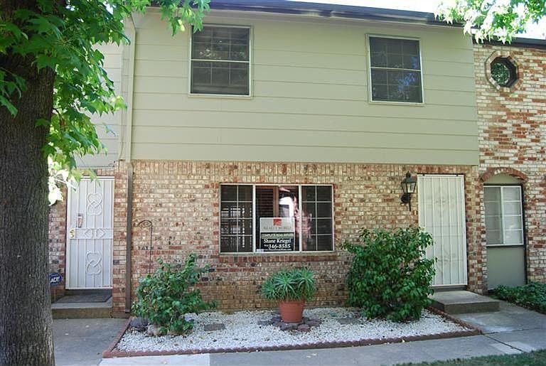 1st image of 1978 Benita Dr Unit 2